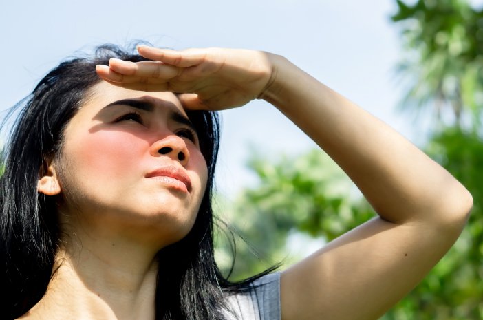 Salah satu tips menghilangkan bekas jerawat
